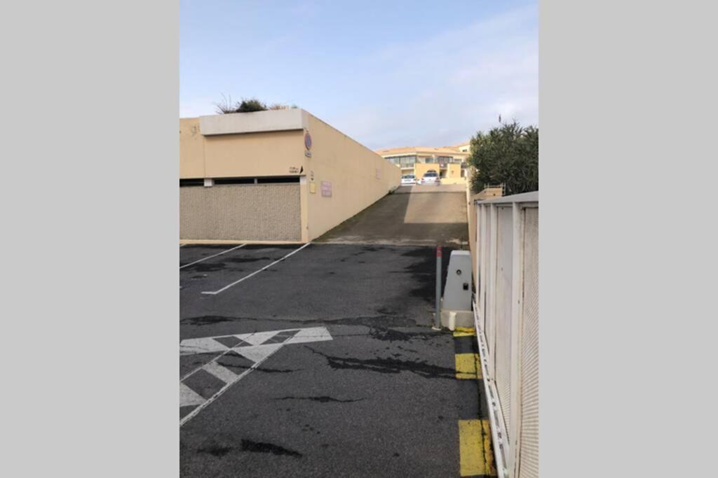 3 Etoiles Studio 4 Couchages Residence Port Cros A Sète Exteriér fotografie